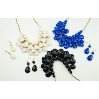 KOLIA ŁEZKI GEOMETRIA Z KOLCZYKAMI CZARNY