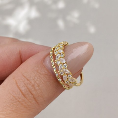 Pierścionek stal chirurgiczna platerowana złotem, regulowany z cyrkoniami PST932