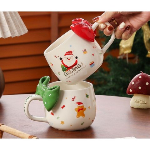 KUBEK ŚWIĄTECZNY Z KOKARDĄ - zestaw w pudełku z łyżeczką 400 ml KB25CZE