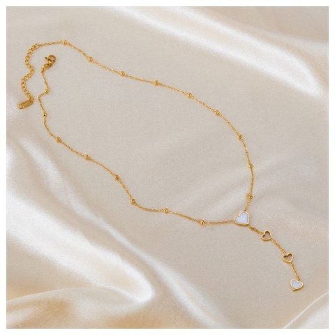 Naszyjnik stal szlachetna pozłacana 14k złotem, zwisający, serca masa perłowa NST2151