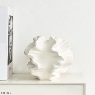 Minimalistyczny wazon Mirage Ceramiczny wazon koralowy Nordic Art Beżowy salon Dekoracja biurka